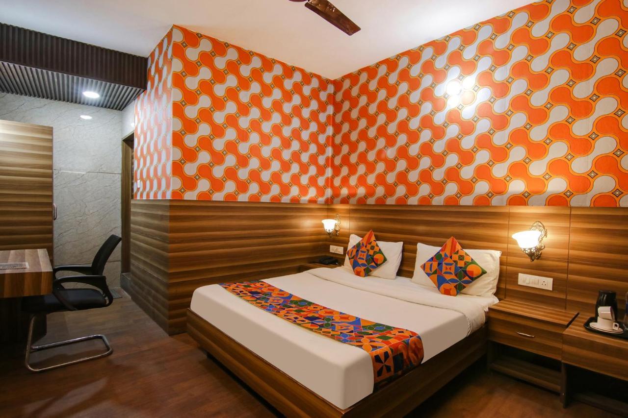 דרמסאלה Fabhotel Vijay Palace מראה חיצוני תמונה