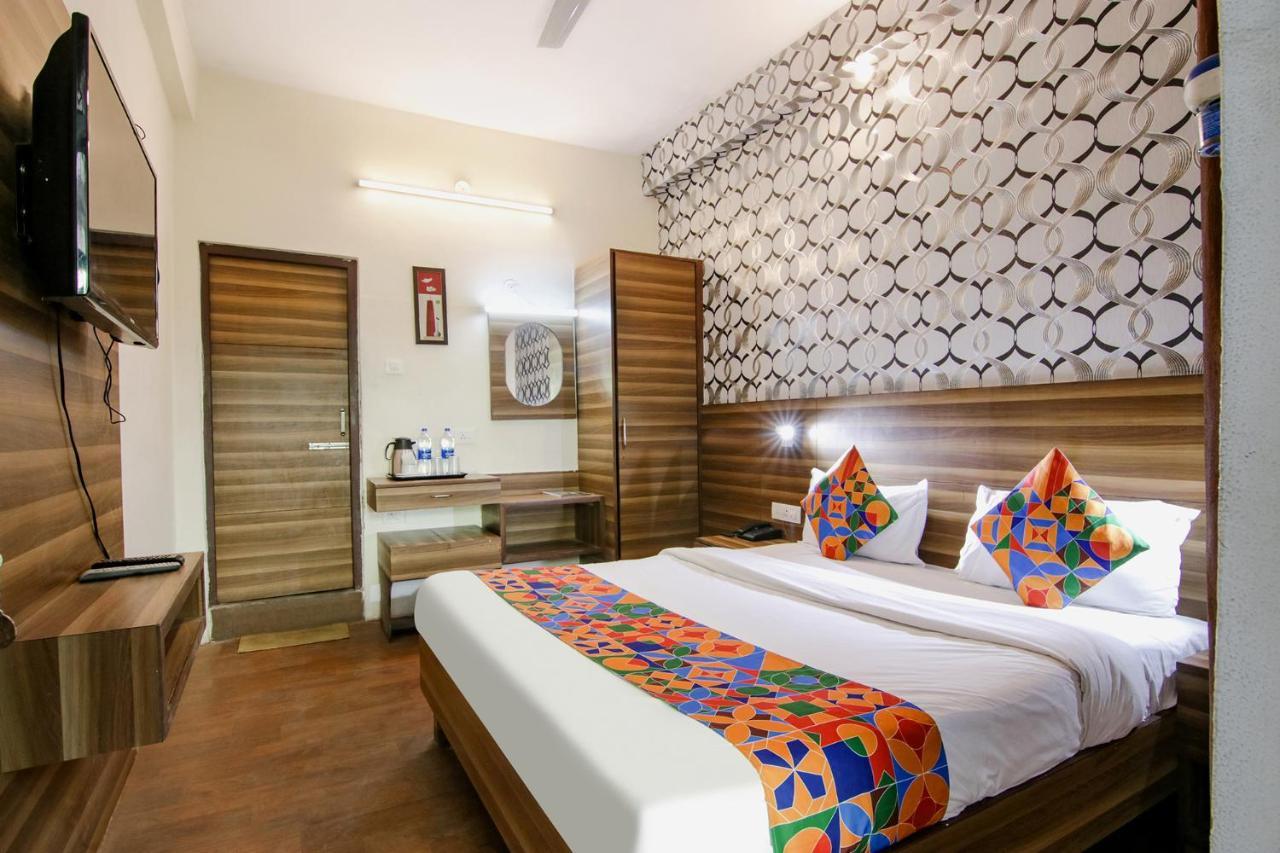 דרמסאלה Fabhotel Vijay Palace מראה חיצוני תמונה
